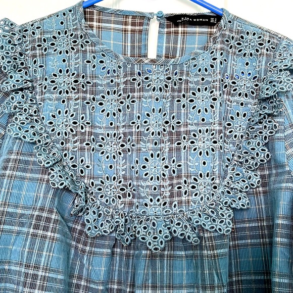 3/$25 Zara Flannel Top - Picture 2 of 6